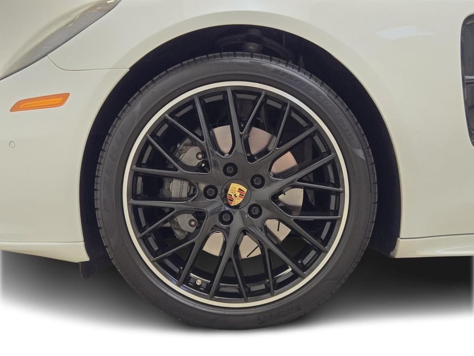 2018 Porsche Panamera