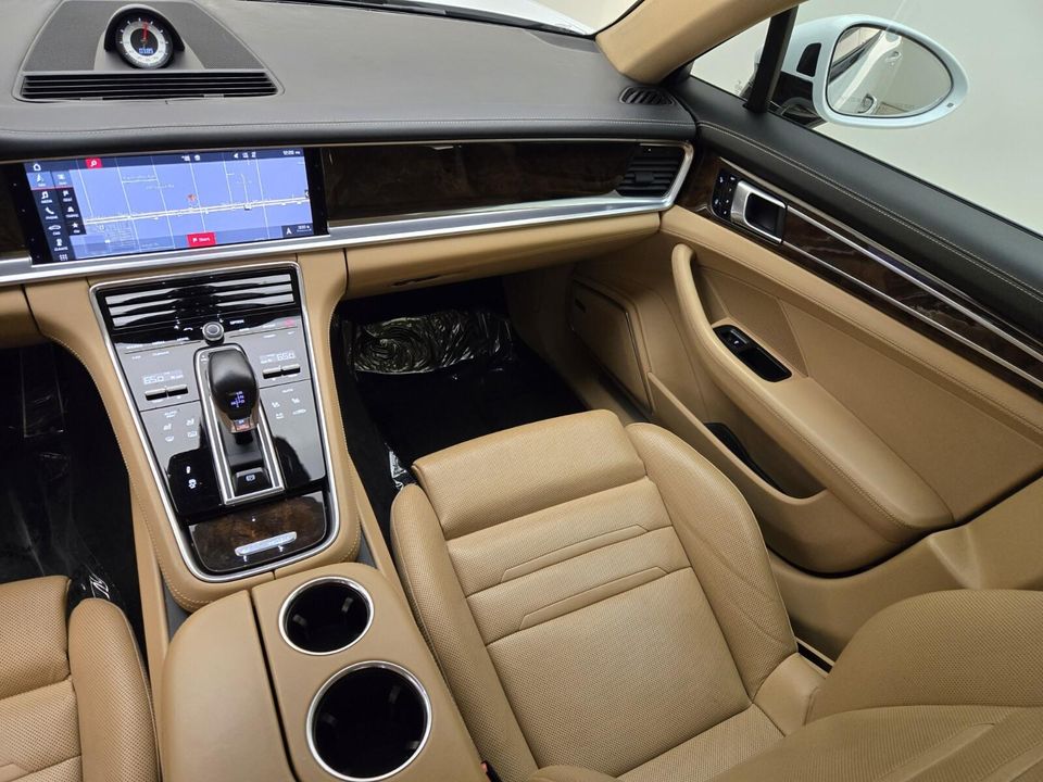 2018 Porsche Panamera