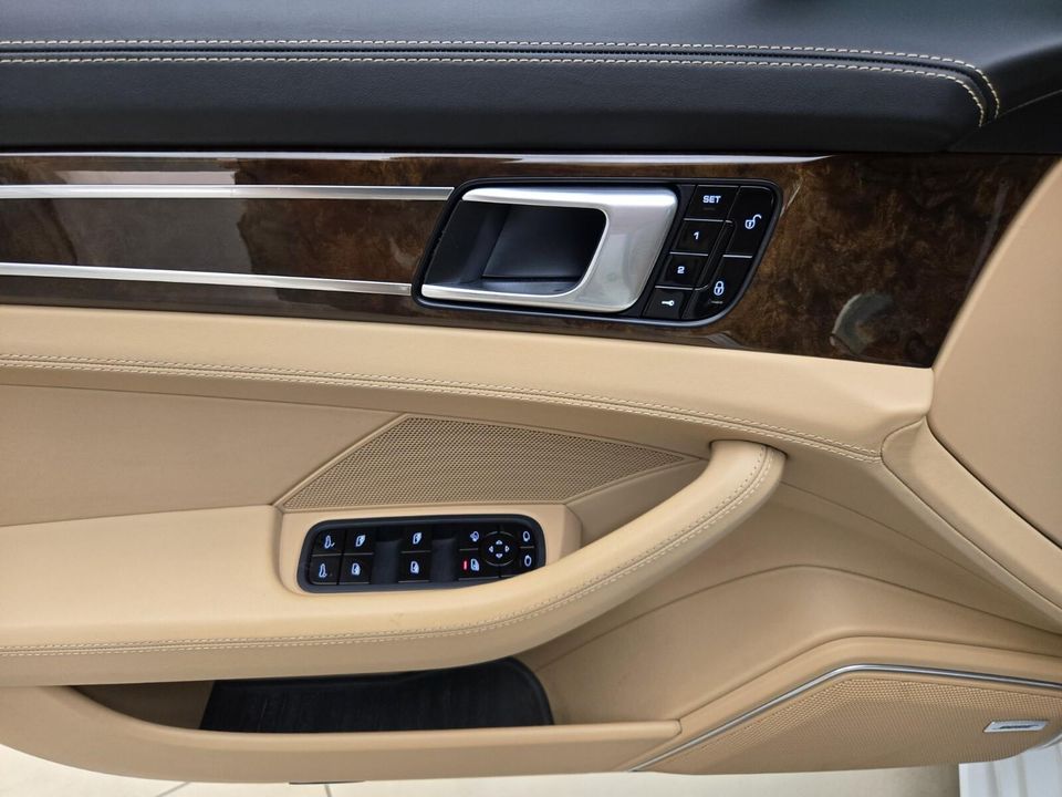 2018 Porsche Panamera