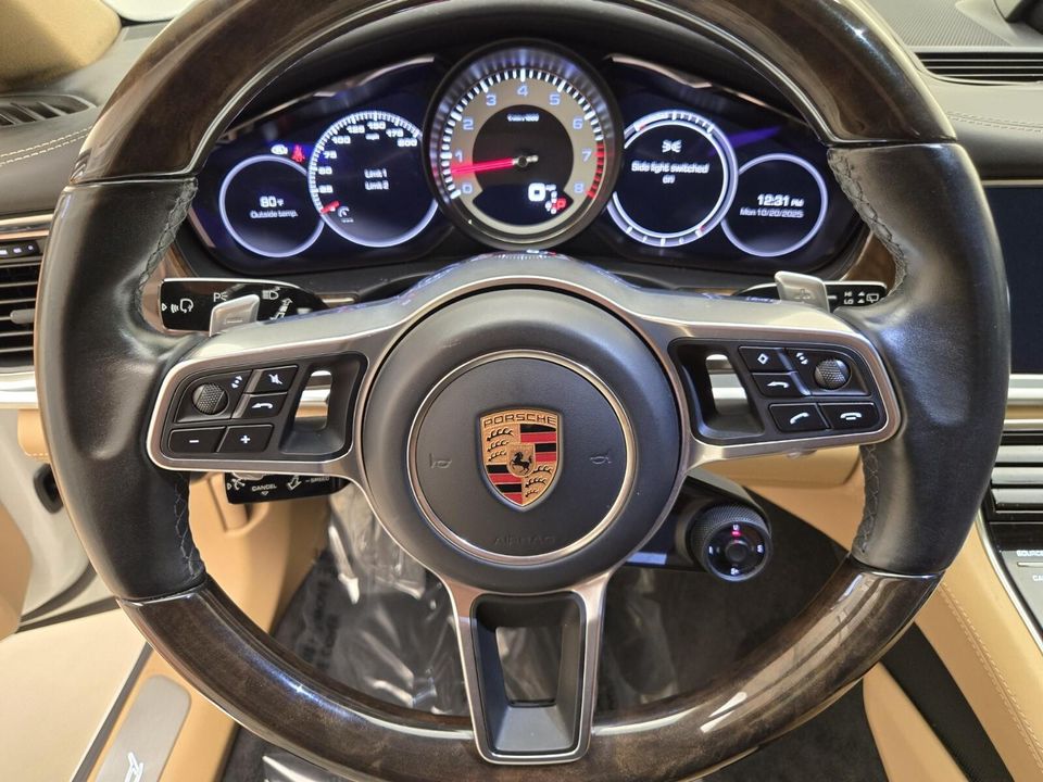 2018 Porsche Panamera