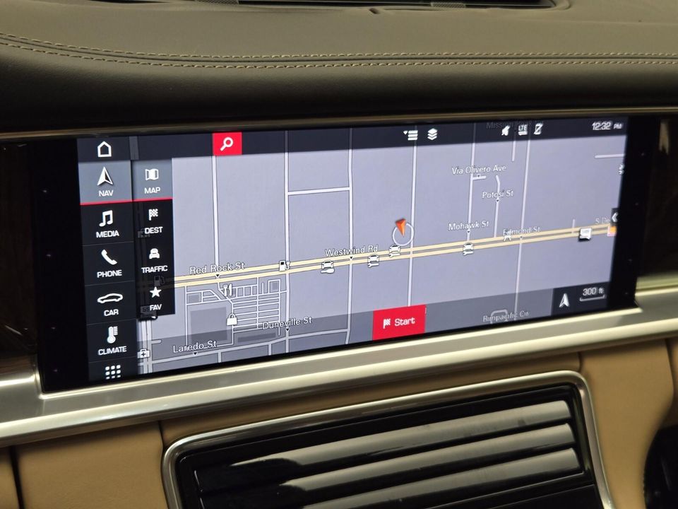 2018 Porsche Panamera