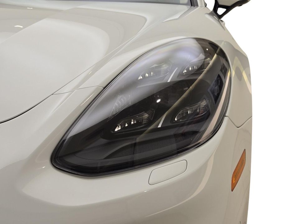 2018 Porsche Panamera