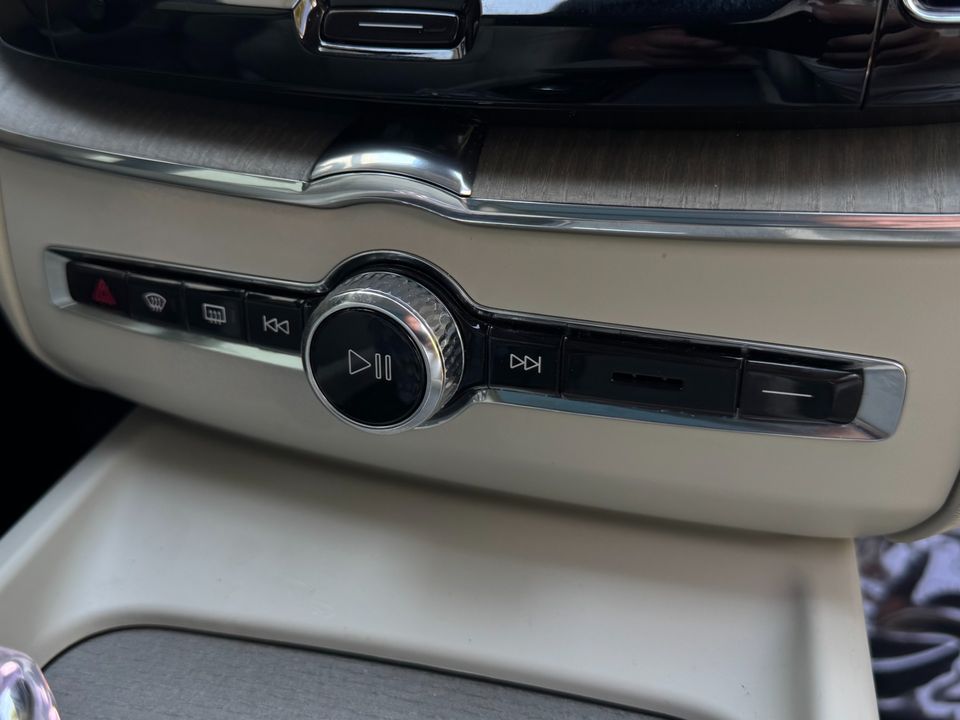 2023 Volvo XC60 Recharge