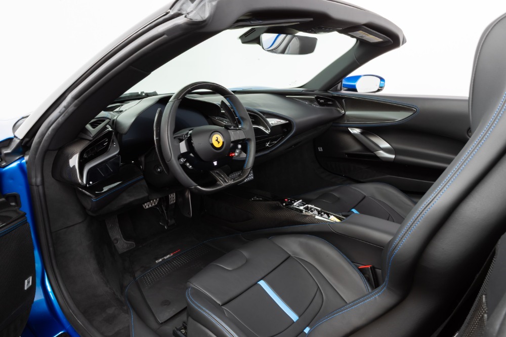 2024 Ferrari SF90 Spider