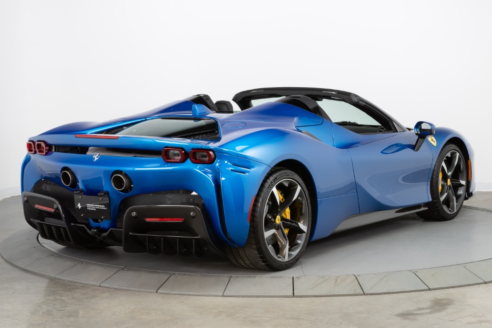 2024 Ferrari SF90 Spider