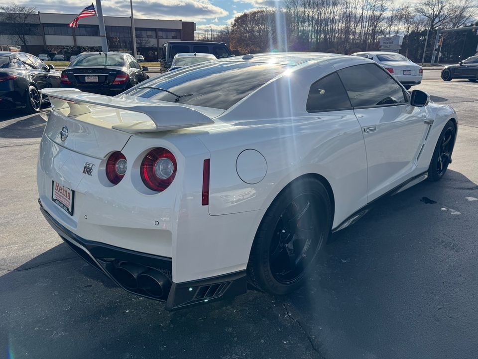 2019 Nissan GT-R