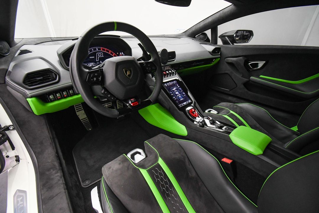 2024 Lamborghini Huracan Tecnica