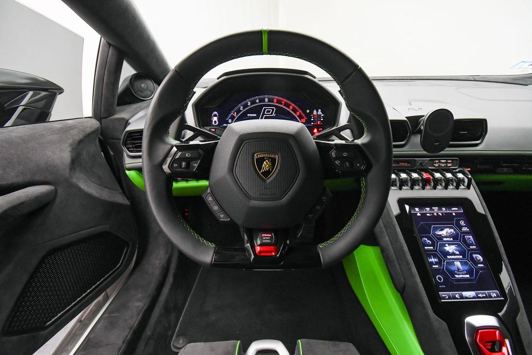 2024 Lamborghini Huracan Tecnica