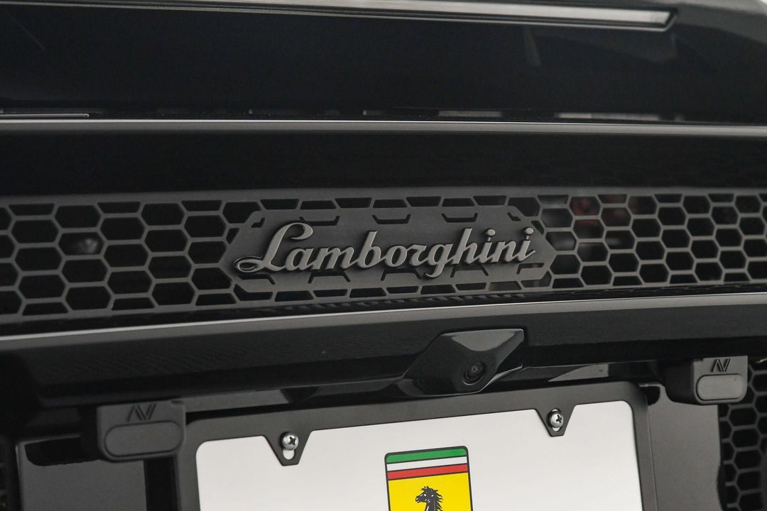 2024 Lamborghini Huracan Tecnica