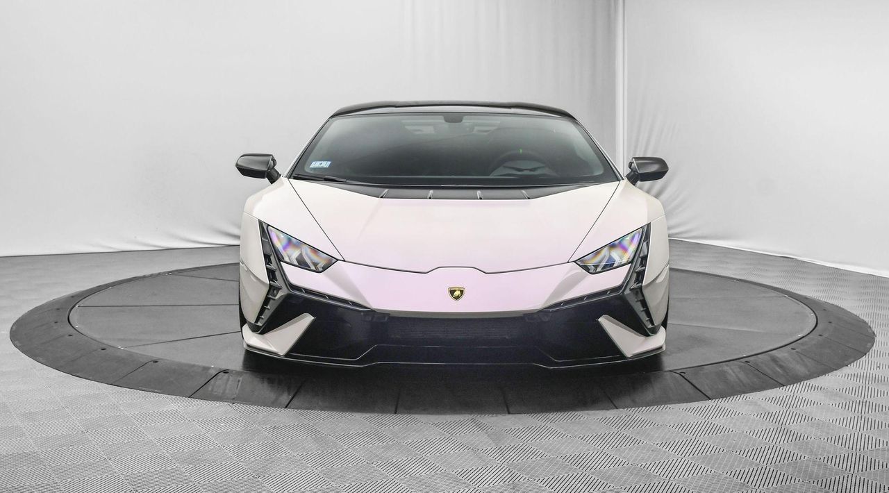 2024 Lamborghini Huracan Tecnica