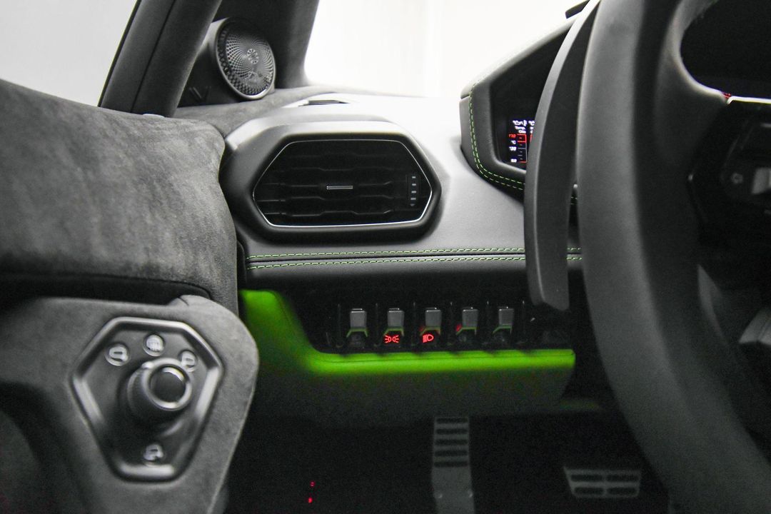 2024 Lamborghini Huracan Tecnica