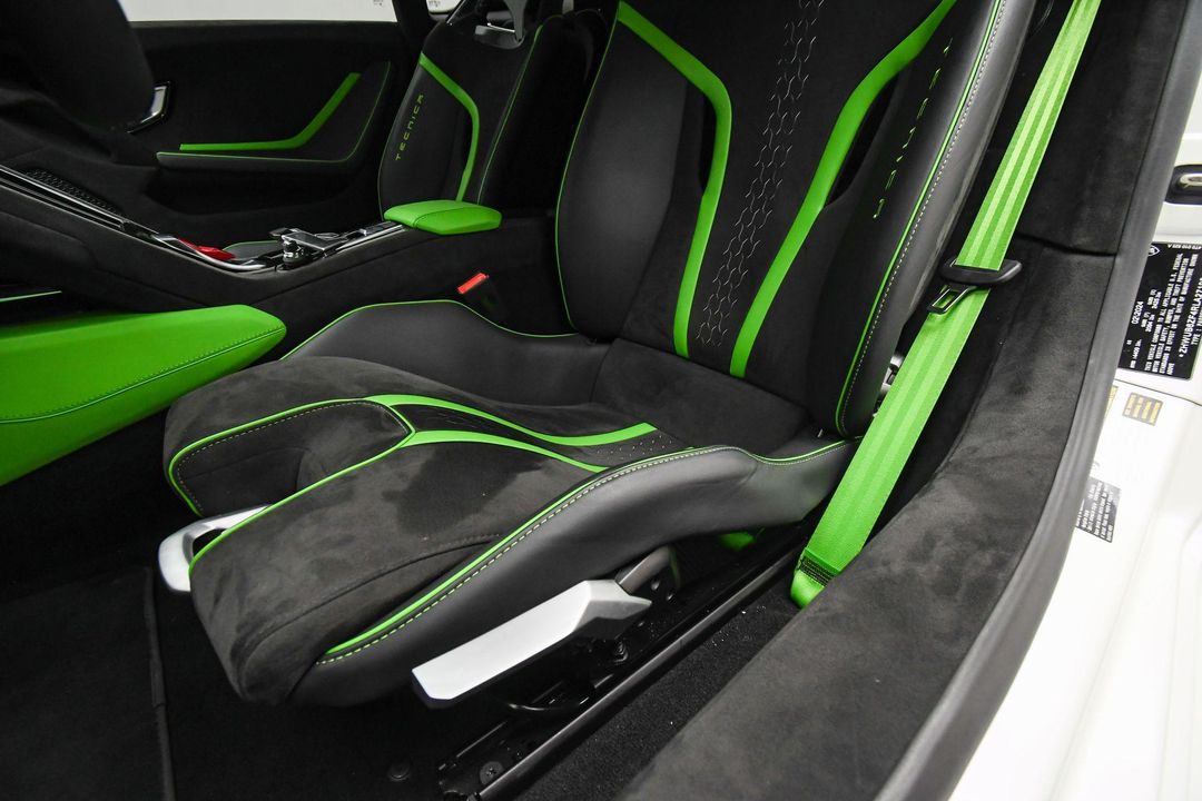 2024 Lamborghini Huracan Tecnica