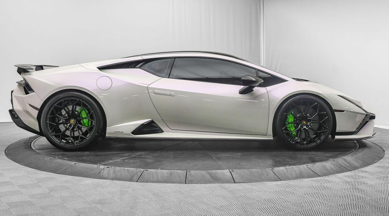 2024 Lamborghini Huracan Tecnica