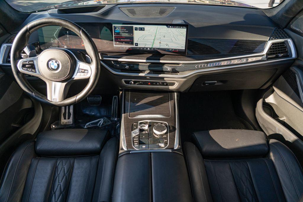 2024 BMW X7