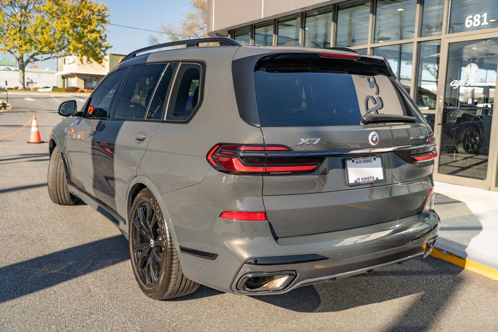 2024 BMW X7