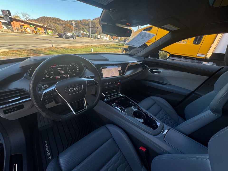 2024 Audi e-tron GT
