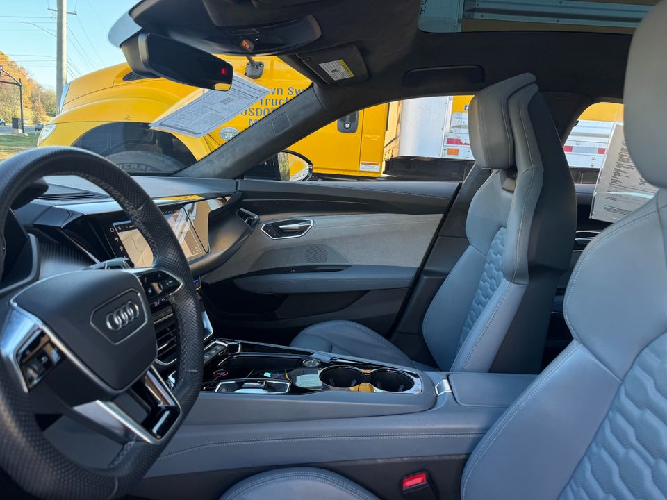 2024 Audi e-tron GT
