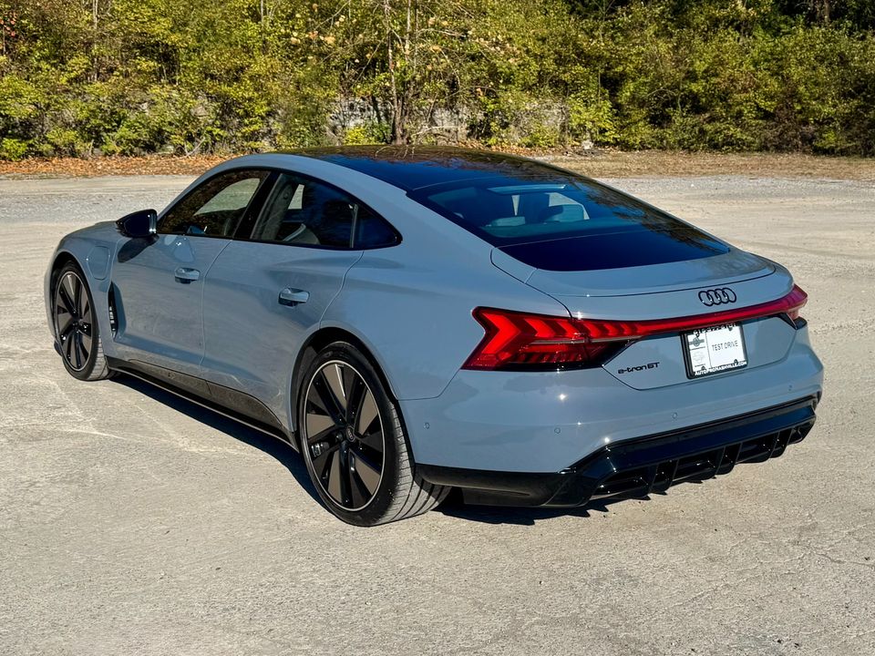 2024 Audi e-tron GT