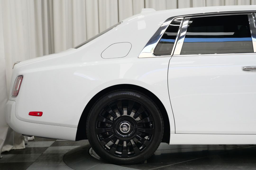 2023 Rolls-Royce Phantom