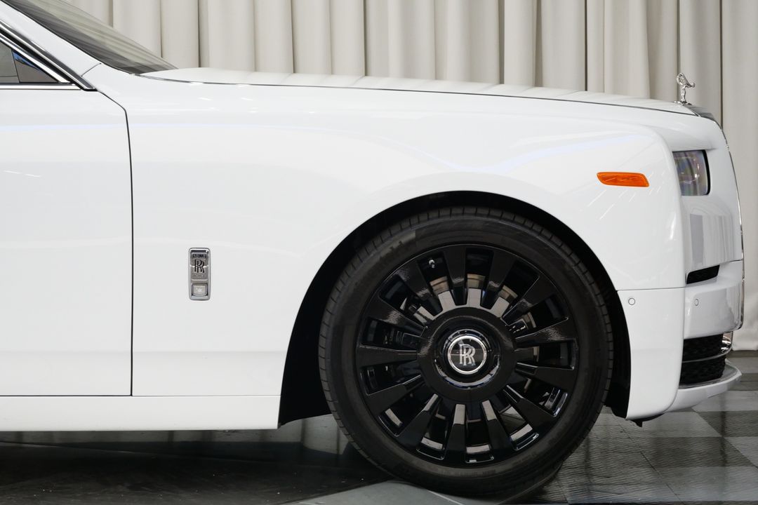 2023 Rolls-Royce Phantom