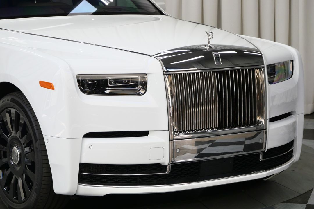 2023 Rolls-Royce Phantom