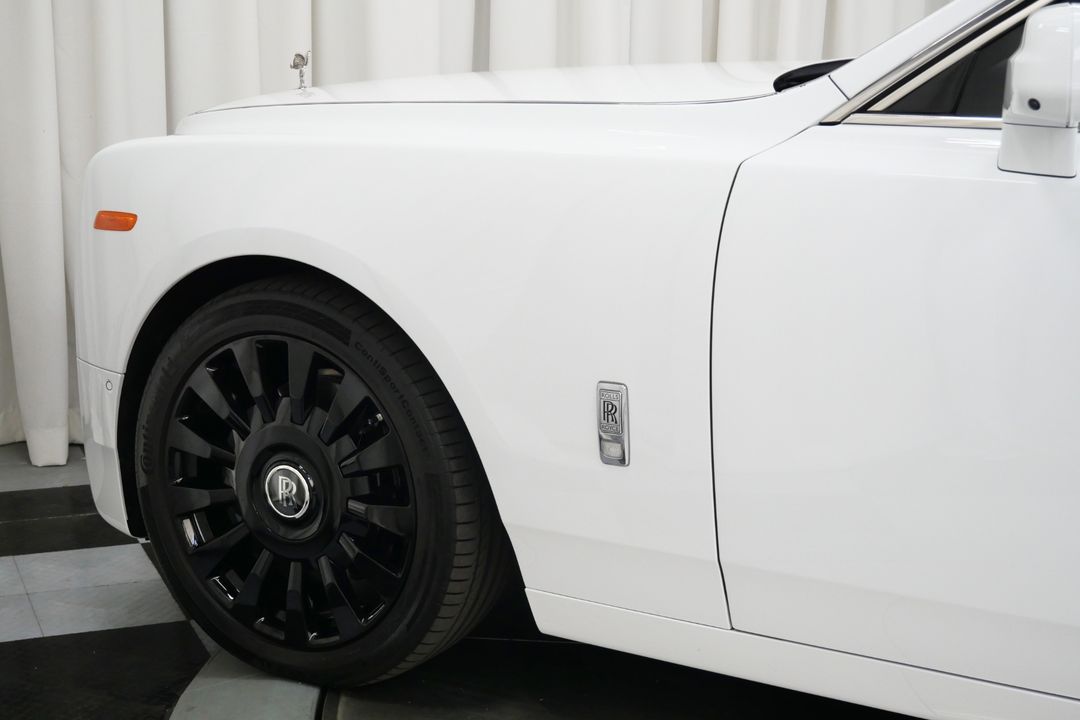 2023 Rolls-Royce Phantom
