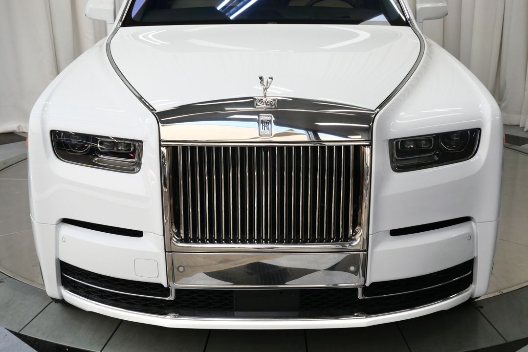 2023 Rolls-Royce Phantom