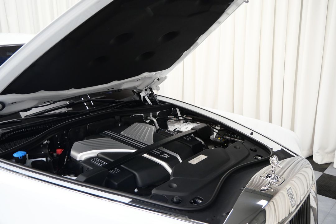 2023 Rolls-Royce Phantom