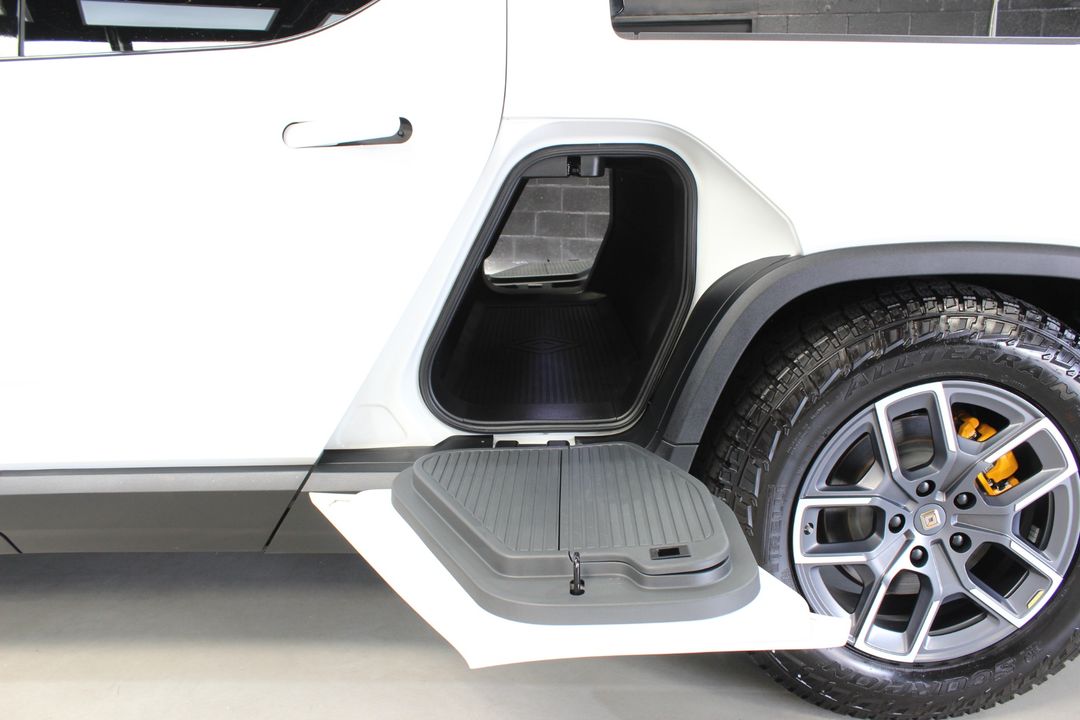 2022 Rivian R1T