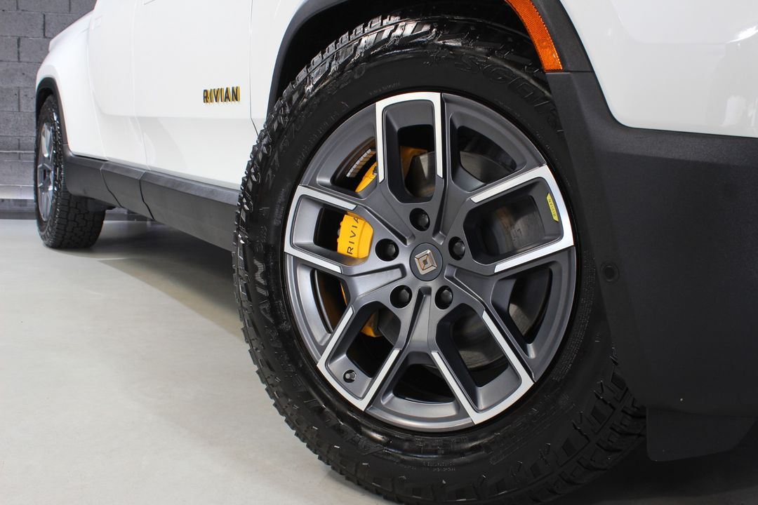 2022 Rivian R1T