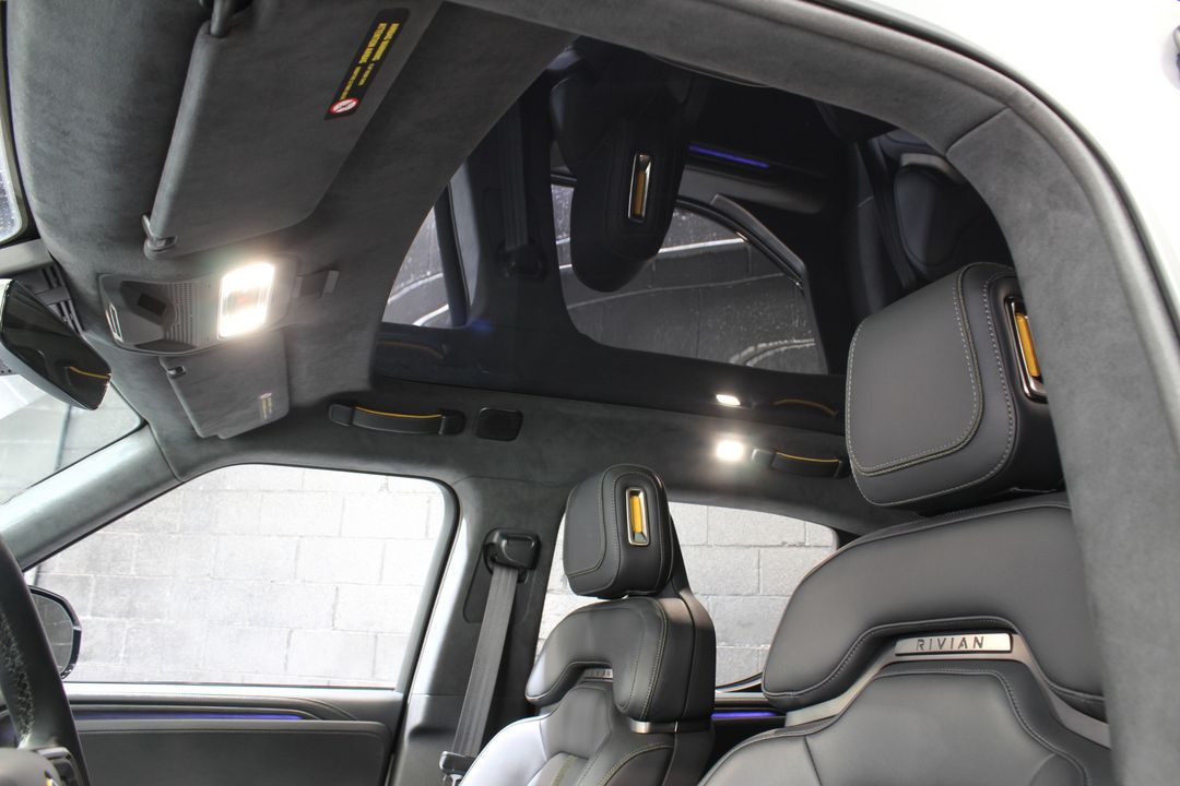 2022 Rivian R1T