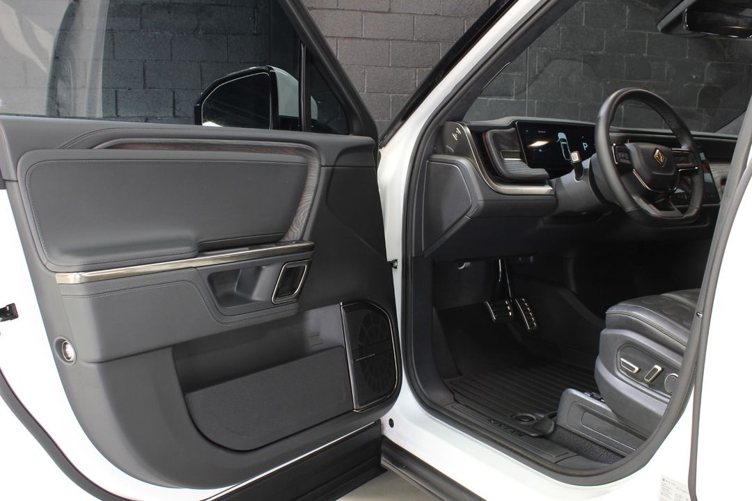 2022 Rivian R1T