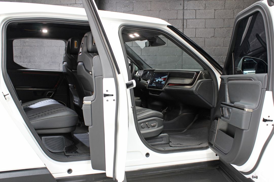 2022 Rivian R1T