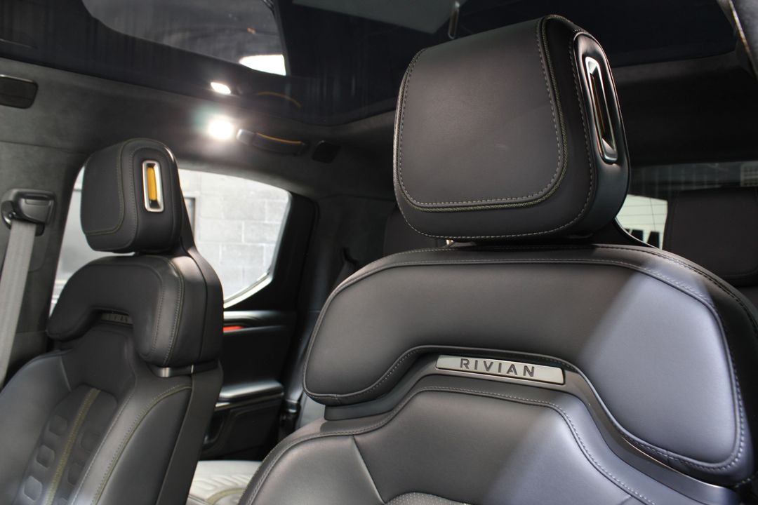 2022 Rivian R1T