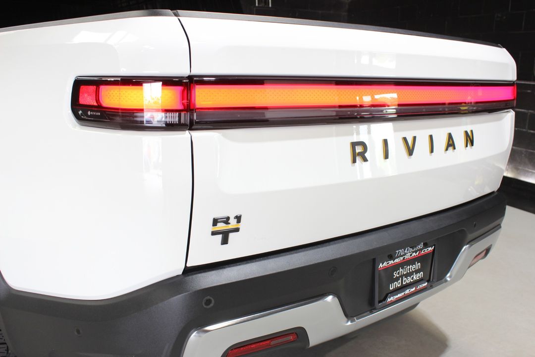 2022 Rivian R1T