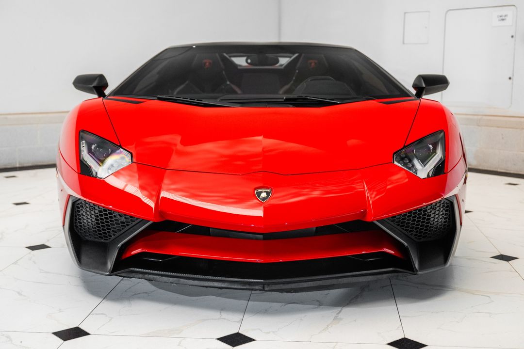 2016 Lamborghini Aventador