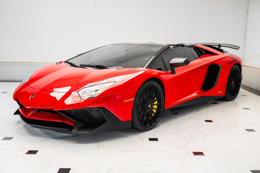 2016 Lamborghini Aventador