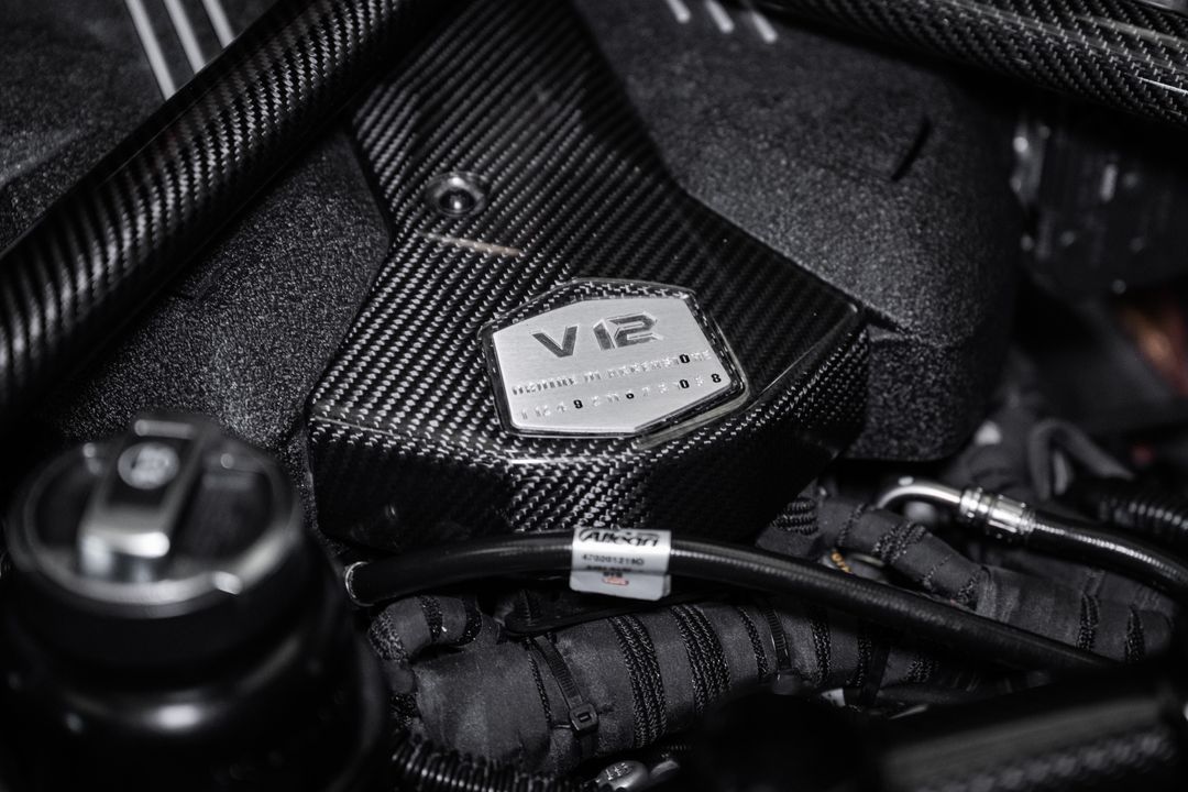 2016 Lamborghini Aventador