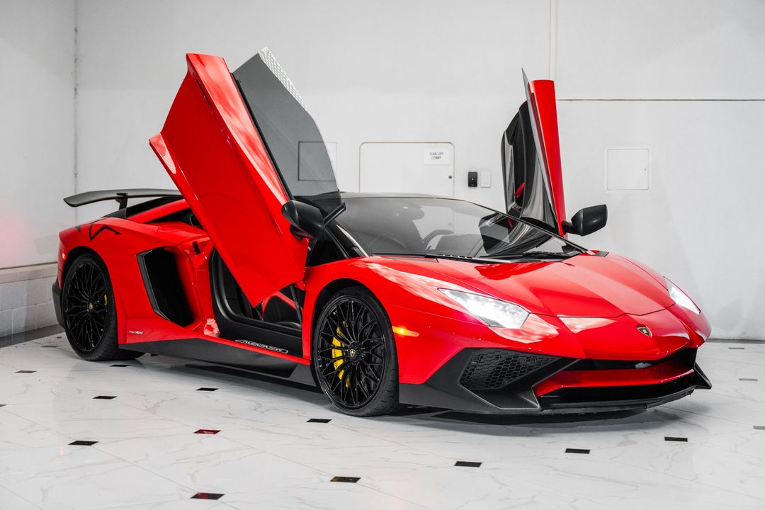 2016 Lamborghini Aventador