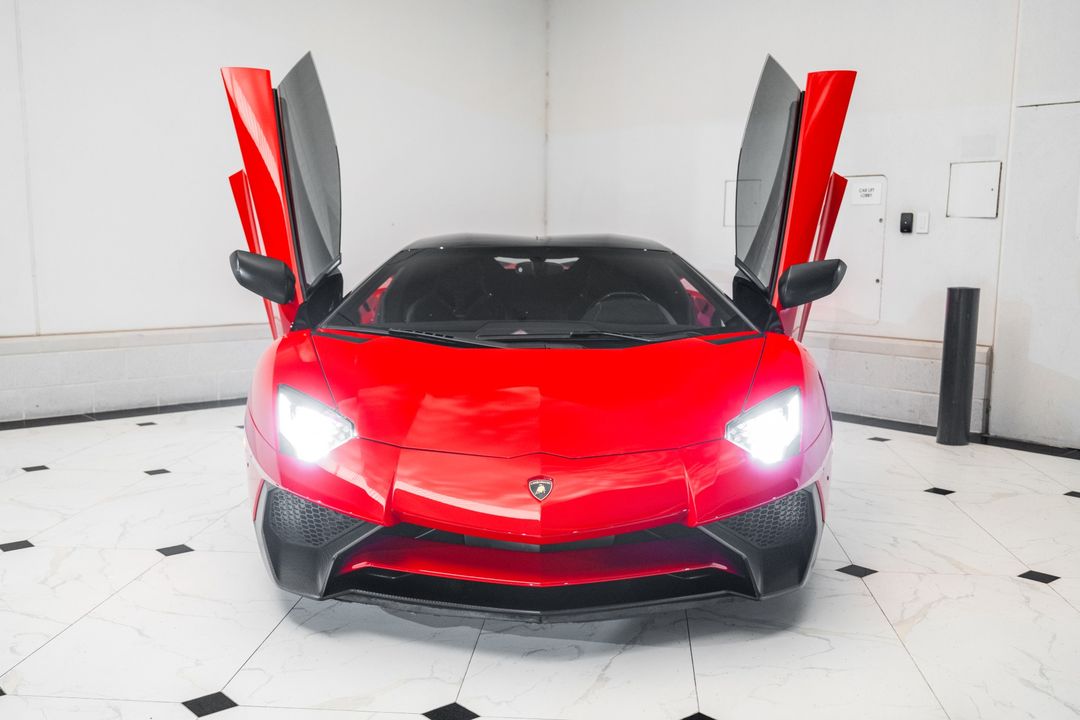 2016 Lamborghini Aventador