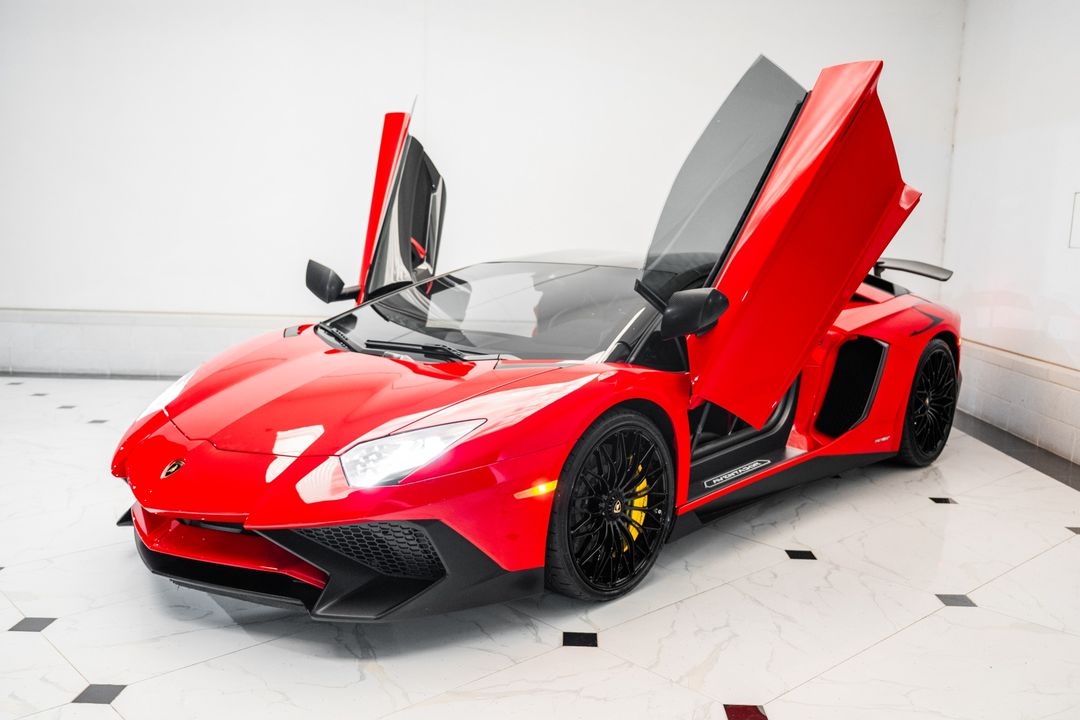2016 Lamborghini Aventador