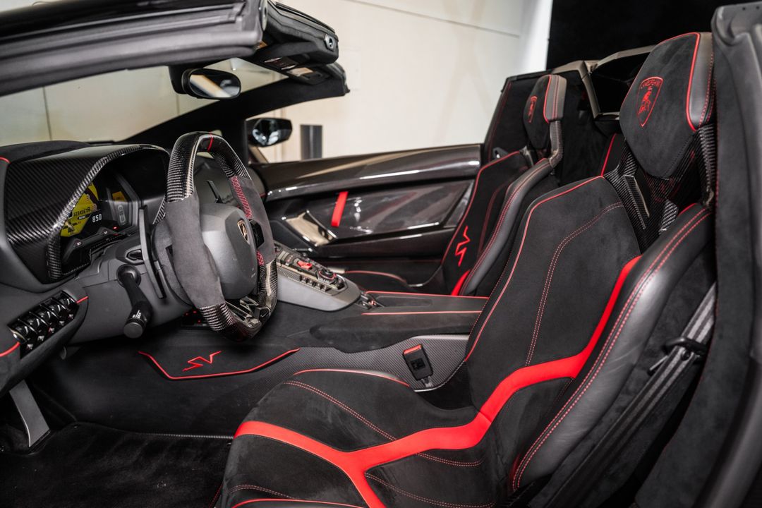 2016 Lamborghini Aventador