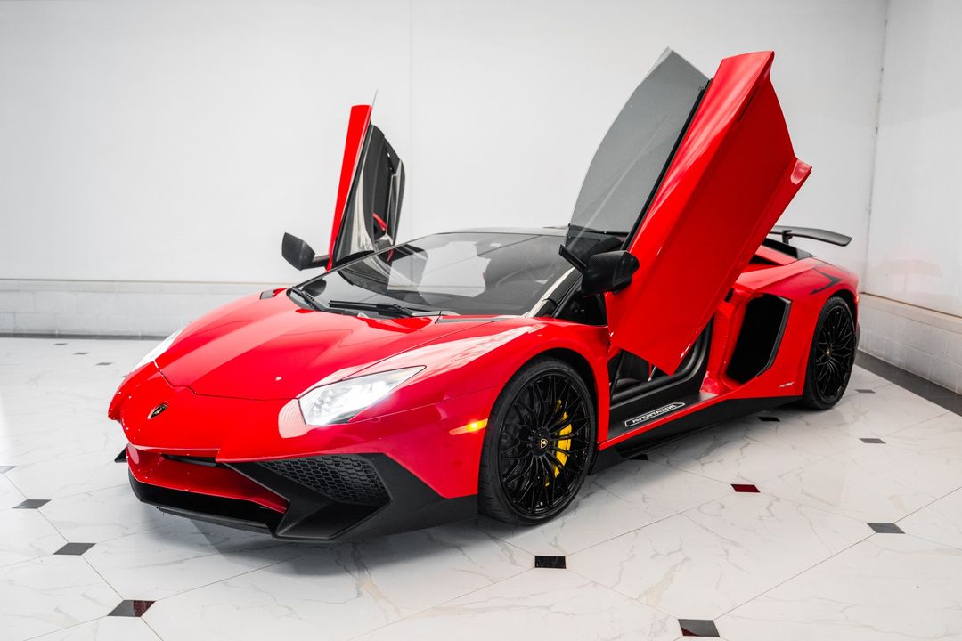 2016 Lamborghini Aventador