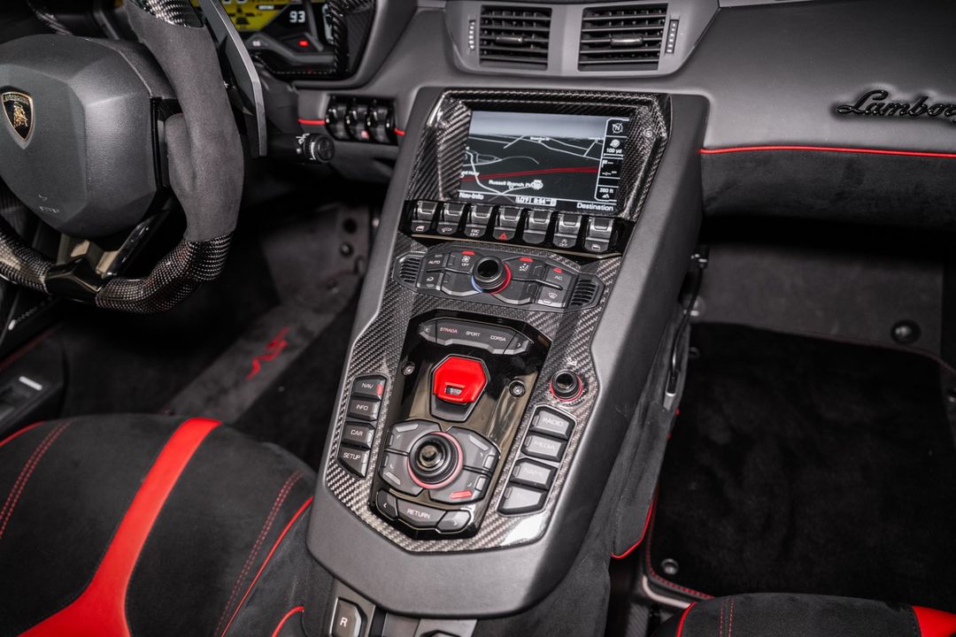 2016 Lamborghini Aventador