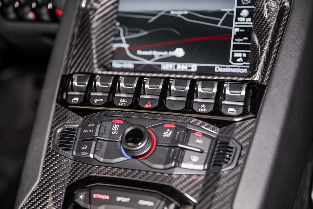 2016 Lamborghini Aventador