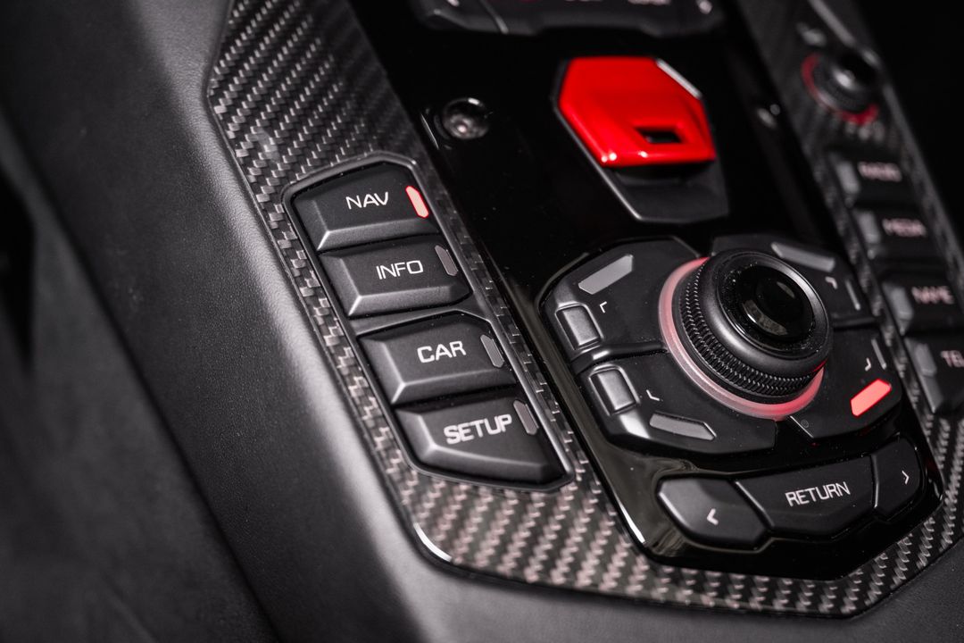 2016 Lamborghini Aventador