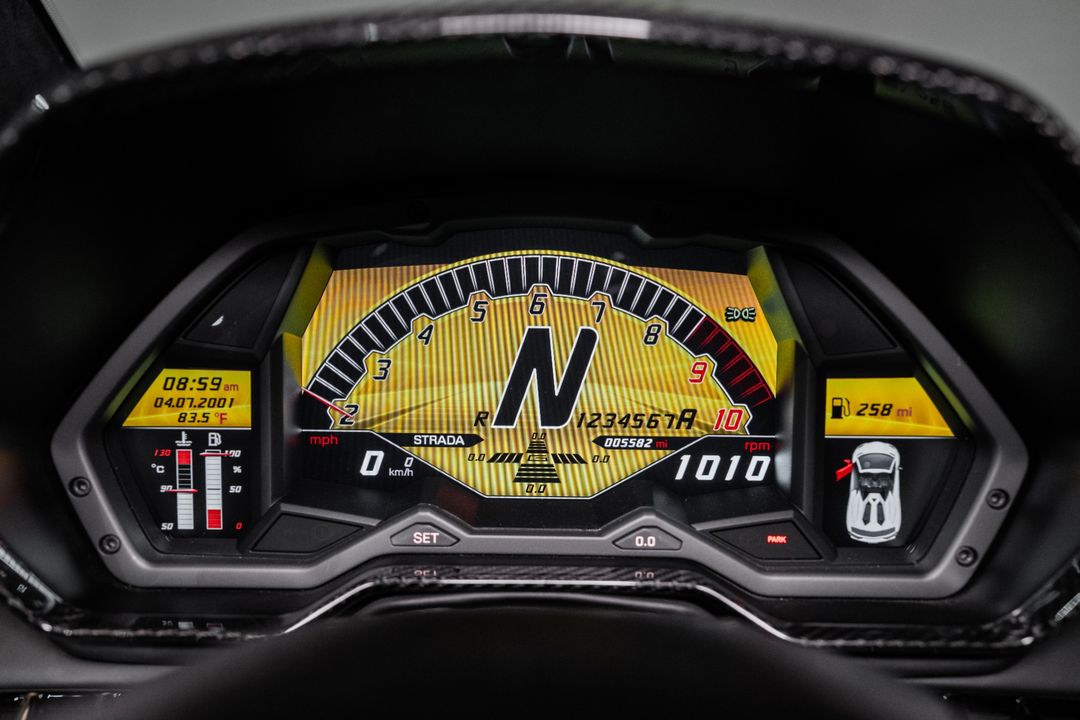 2016 Lamborghini Aventador