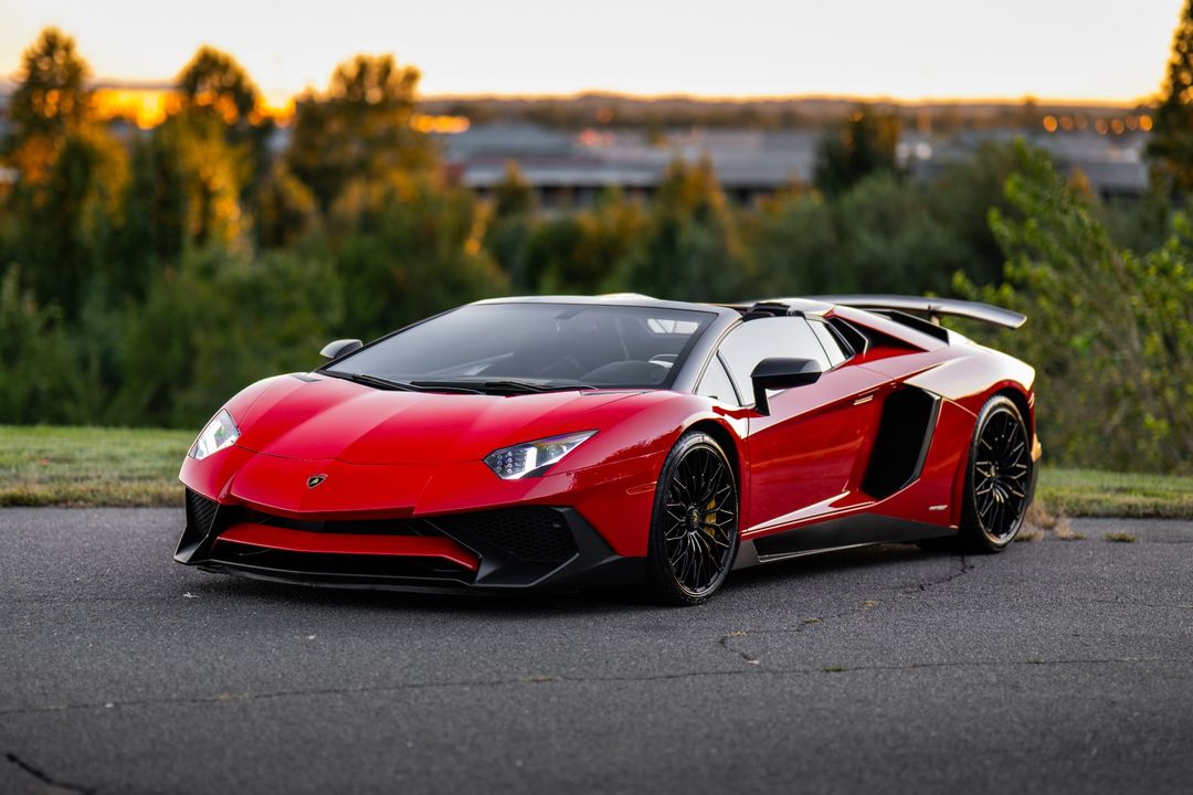 2016 Lamborghini Aventador