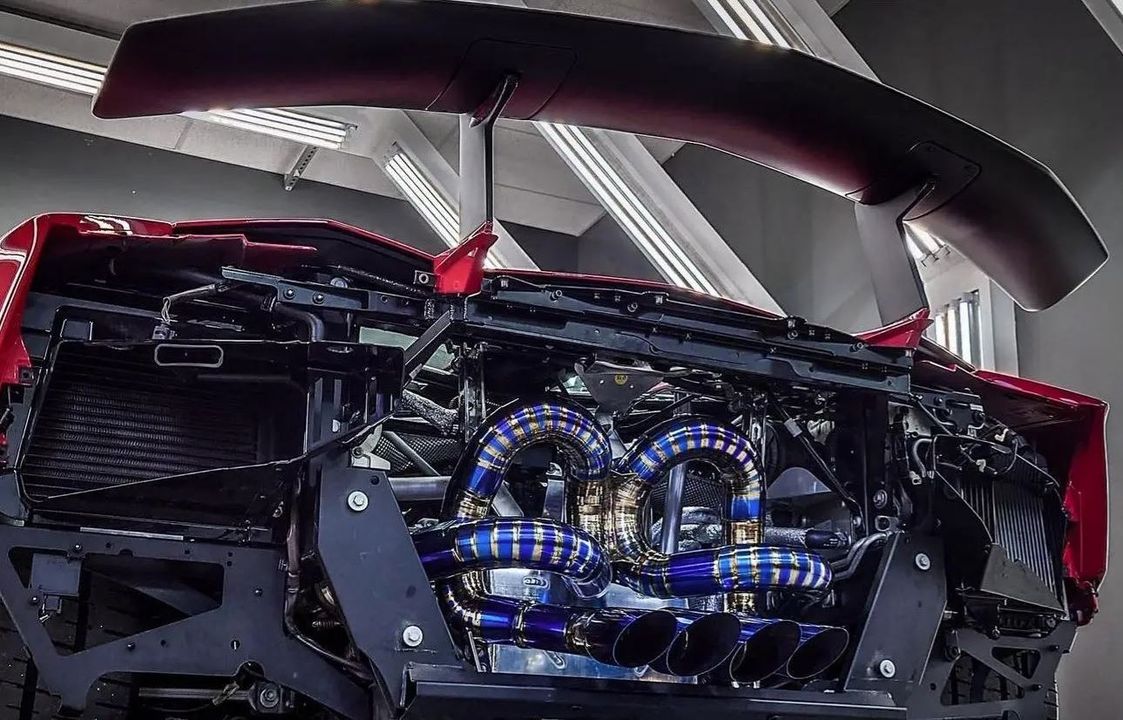 2016 Lamborghini Aventador