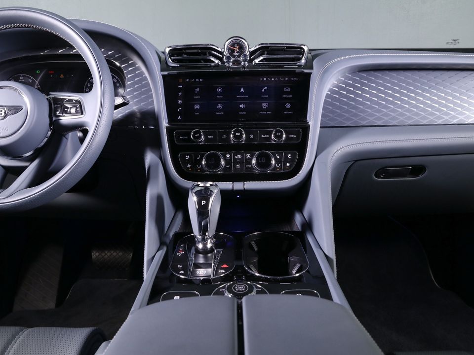 2024 Bentley Bentayga EWB
